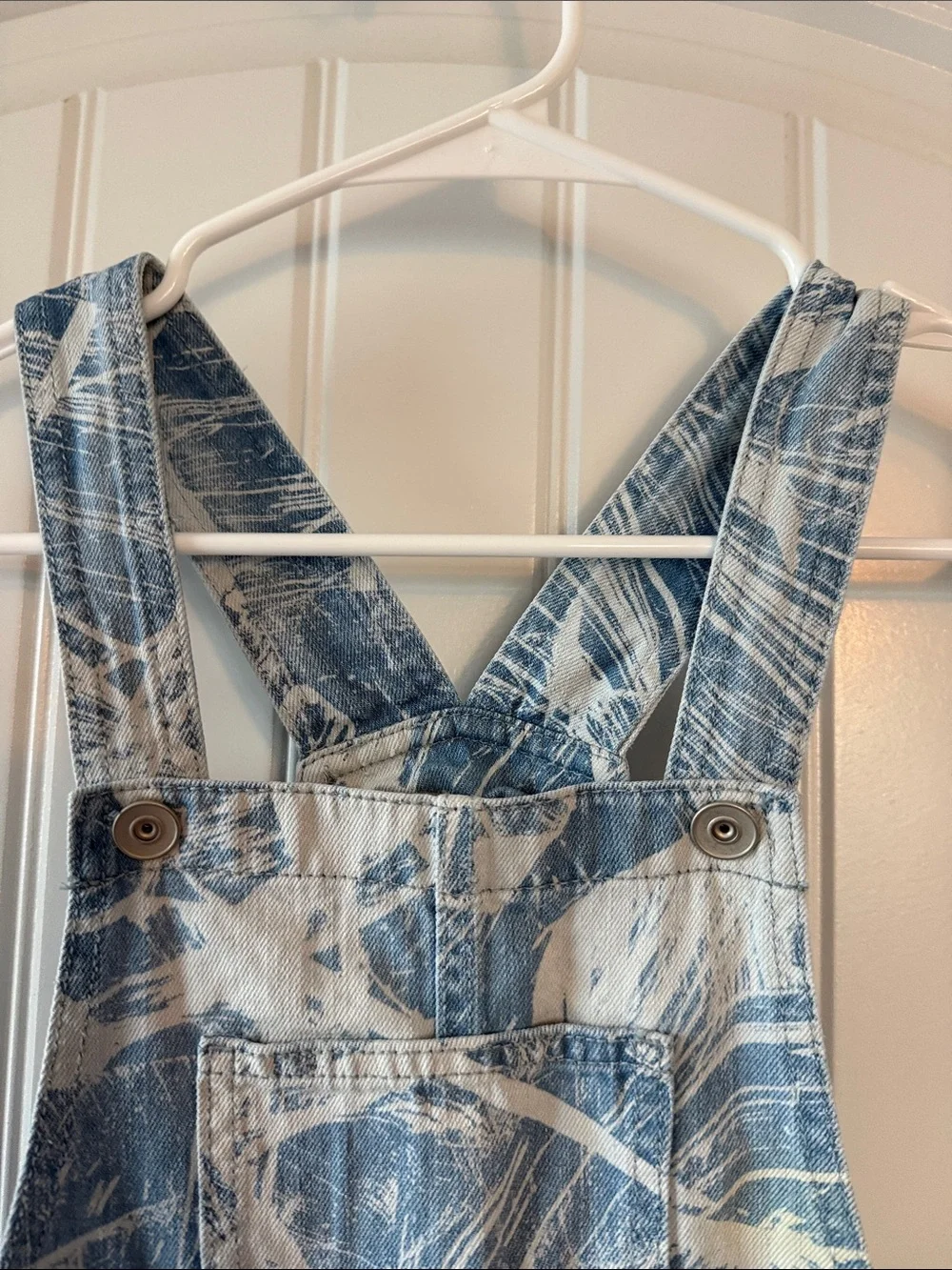Gently worn The Children's Place Blue and White Tie-Dye Denim Short Overalls